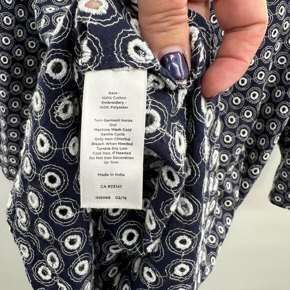 Talbots eyelet Swimsuit cover up. Size Medium - Picture 7 of 7